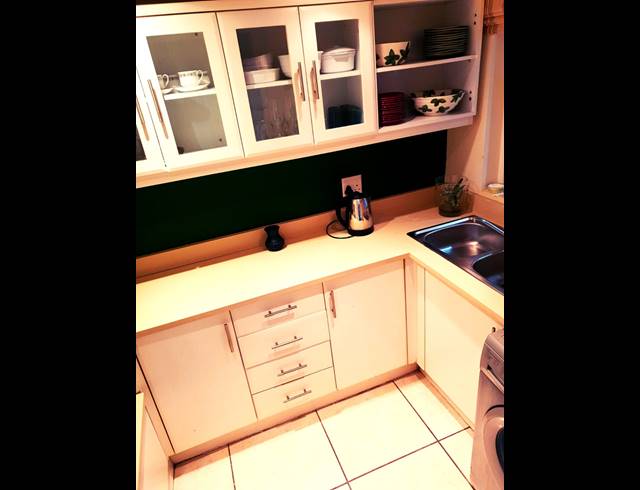 1 BEDROOM APARTMENT RENTED IN GLENWOOD